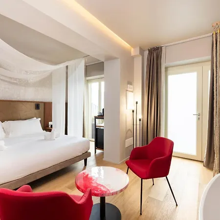 Отель Clementina Boutique 4*