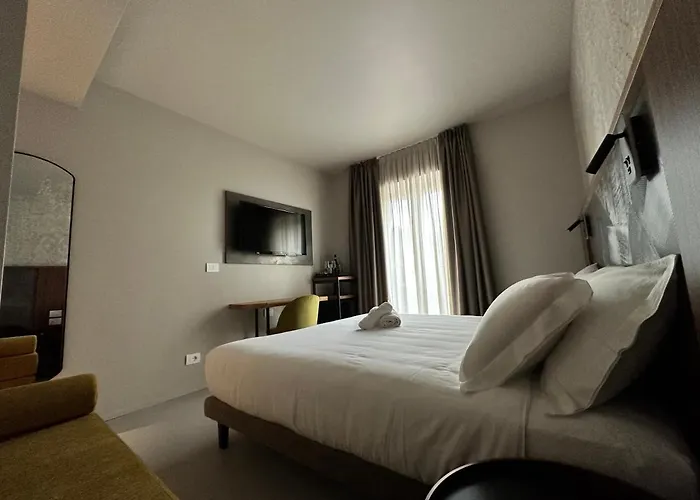 Clementina Boutique Отель 4*