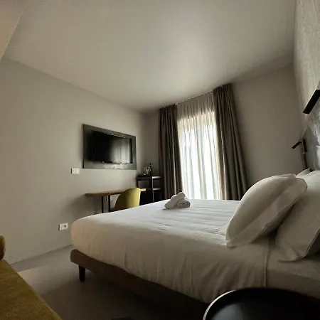 Clementina Boutique Ξενοδοχείο 4*